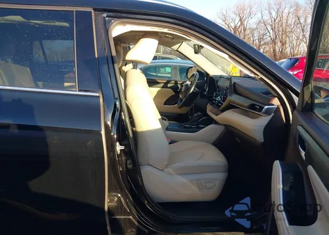 2021 Toyota Highlander Hybrid Xle из США, поврежденный, VIN 5TDHARAHXMS012006